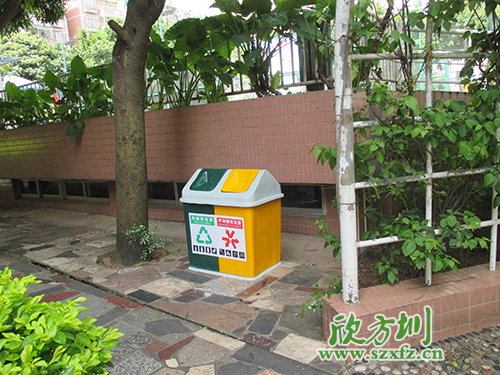 炎炎夏季，玻璃鋼垃圾桶為清遠(yuǎn)市街道帶來(lái)點(diǎn)點(diǎn)綠意